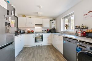 Kitchen- click for photo gallery